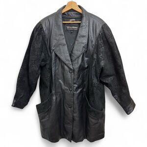 Oversized Wilson’s Black Leather Jacket Thinsulate with Baroque Pattern